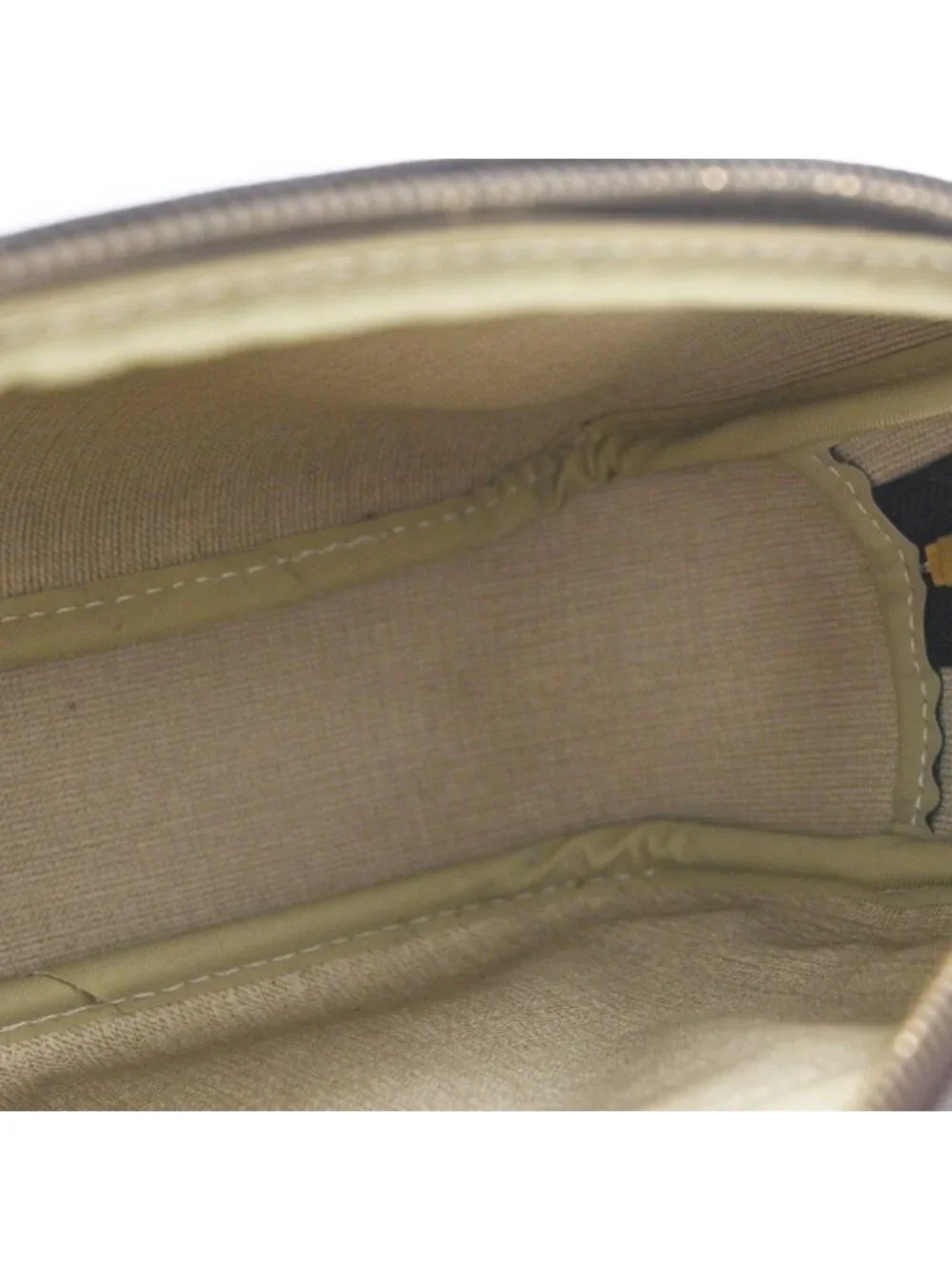Louis Vuitton Reporter PM Shoulder Bag Monogram Leather